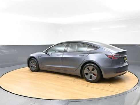 Used 2023 Tesla Model 3 Standard Range RWD image 4