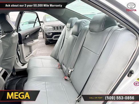 Used 2013 Toyota Camry LE image 17
