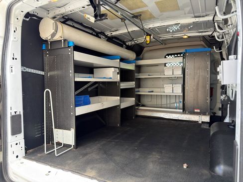Used 2016 Ford Transit 250 130 Low Roof RWD image 33