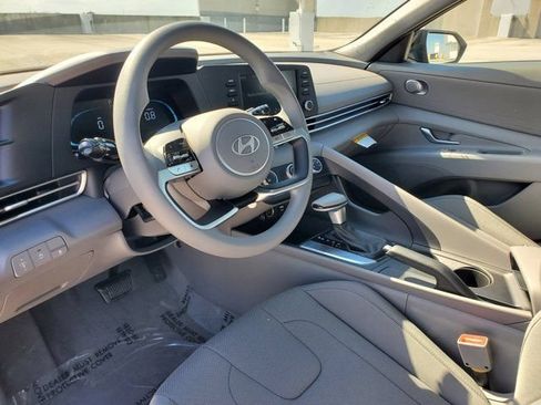 Certified 2026 Hyundai Elantra SE w/ Cargo Package FWD image 11