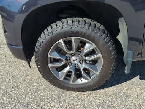 Certified 2022 Chevrolet Silverado 1500 RST image 32