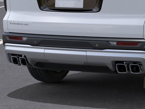 New 2026 Chevrolet Traverse LT image 14