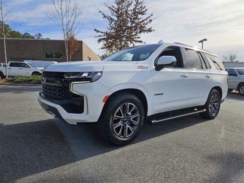 Used 2024 Chevrolet Tahoe Z71 w/ Off-Road Capability Package image 4