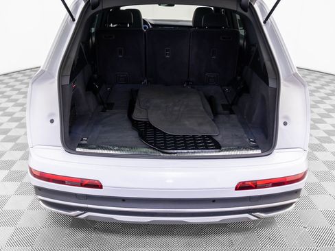 Used 2020 Audi Q7 3.0T Premium Plus image 29