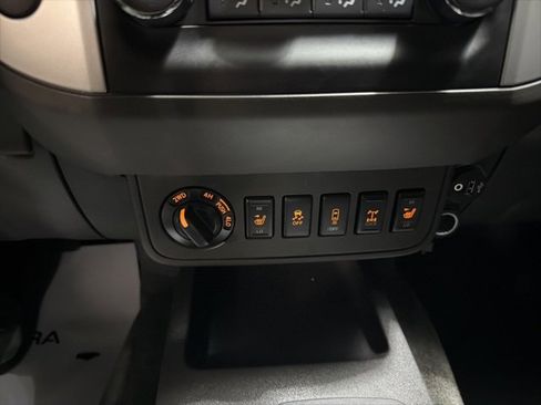 Used 2017 Nissan Frontier PRO-4X w/ Pro-4x Luxury Package image 19