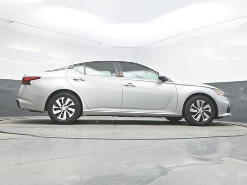 Used 2021 Nissan Altima 2.5 S FWD image 39