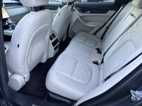 Used 2022 Jaguar F-PACE S image 15