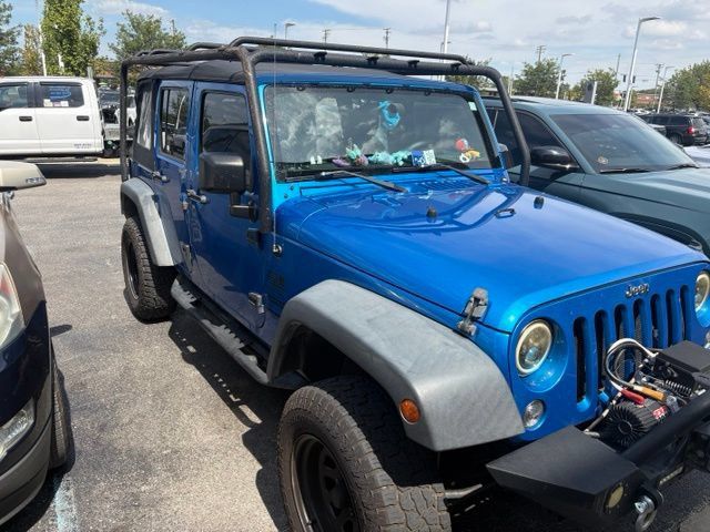 Used 2015 Jeep Wrangler Unlimited Sport w/ Connectivity Group AWD/4WD image 3