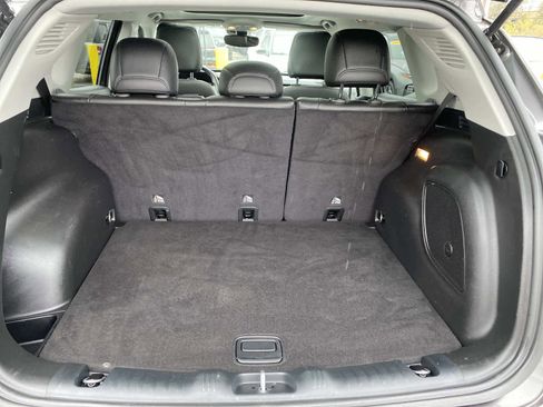 Certified 2022 Jeep Compass Limited w/ Sun and Sound Group image 6