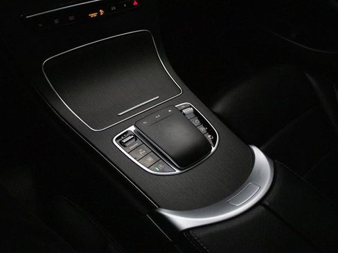 Used 2022 Mercedes-Benz GLC 300 4MATIC image 37