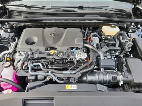 New 2026 Toyota Camry SE w/ Convenience Package FWD image 16