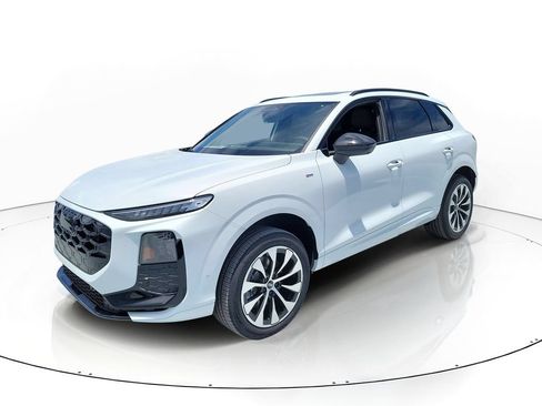 New 2026 Audi Q3 quattro 2.0T AWD/4WD image 2