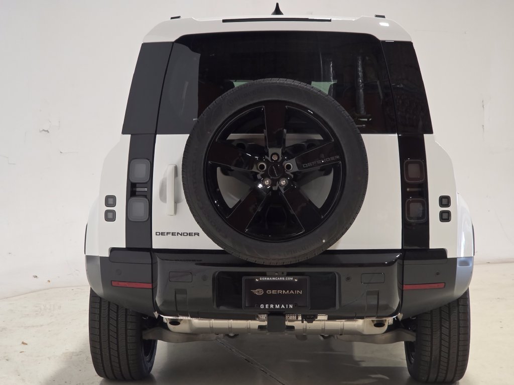 New 2026 Land Rover Defender 110 S AWD/4WD image 6