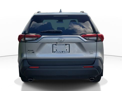 Used 2025 Toyota RAV4 XLE AWD/4WD image 6