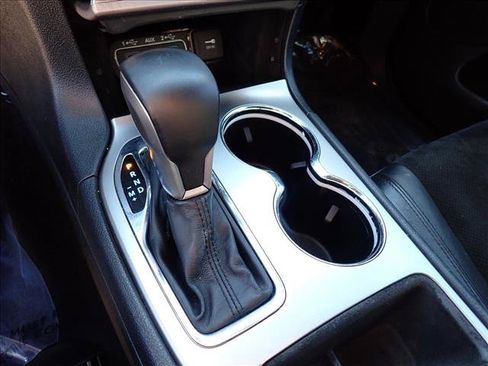 Used 2018 Jeep Grand Cherokee Altitude AWD/4WD image 20