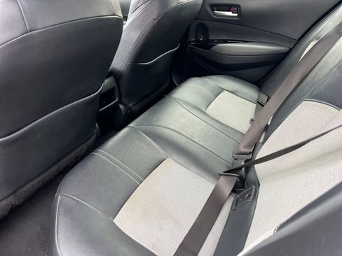 Used 2019 Toyota Corolla XSE image 4