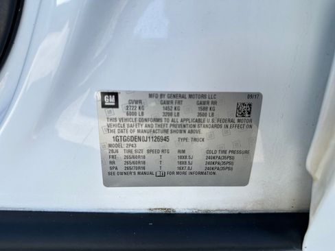 Used 2018 GMC Canyon SLT w/ Driver Alert Package image 39