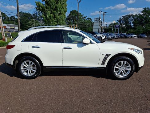 Used 2014 INFINITI QX70 AWD w/ Premium Package image 7