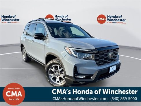 Certified 2022 Honda Passport TrailSport image 1