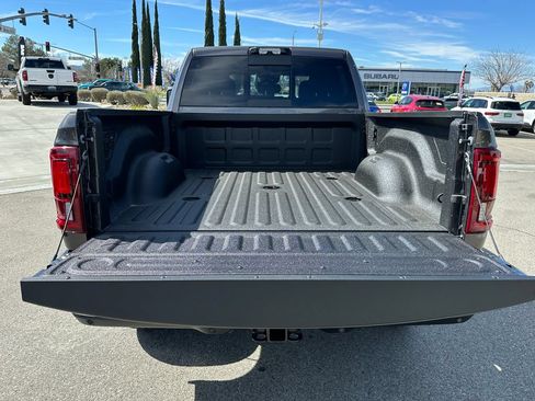 New 2026 RAM 2500 Tradesman AWD/4WD image 19