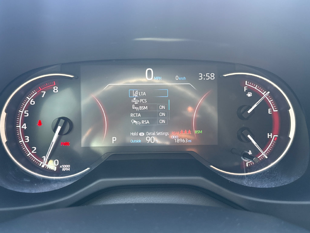 Used 2024 Toyota RAV4 XLE AWD/4WD image 21