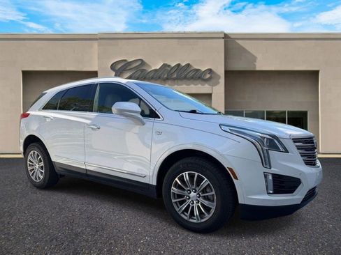 Used 2019 Cadillac XT5 Luxury FWD image 1