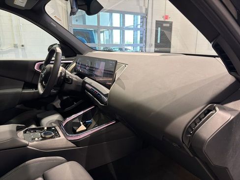 Used 2025 BMW X3 xDrive30i w/ Convenience Package AWD/4WD image 29
