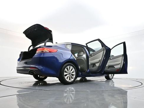 Used 2016 Kia Optima EX w/ Premium Package image 46