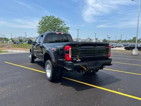 New 2026 Ford F450 Platinum w/ FX4 Off-Road Package AWD/4WD image 8