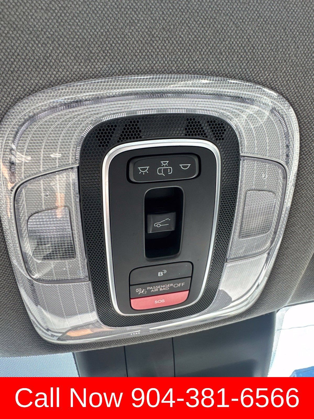 Used 2025 Hyundai Elantra SEL FWD image 36
