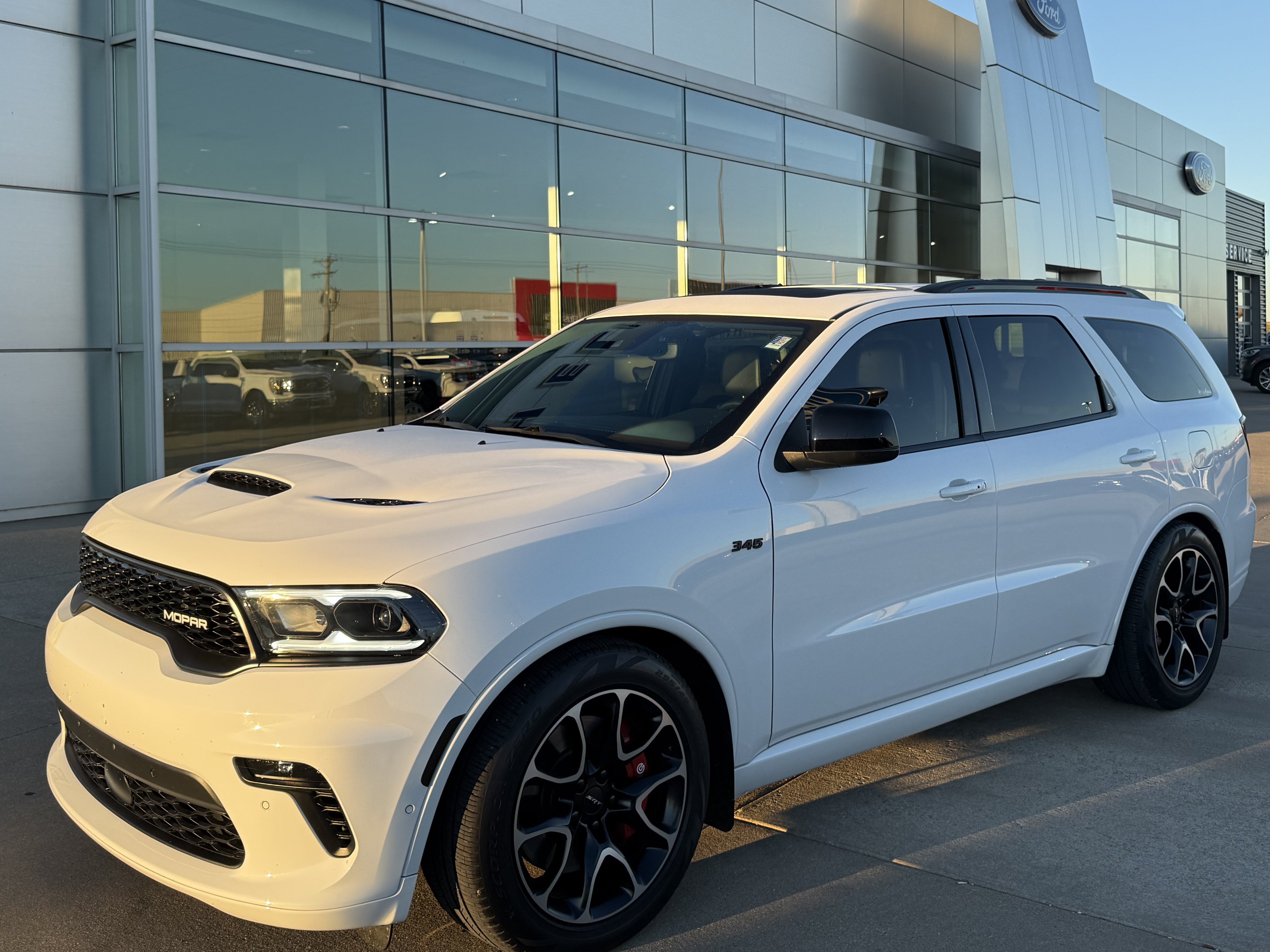 Used 2023 Dodge Durango R/T AWD/4WD image 3