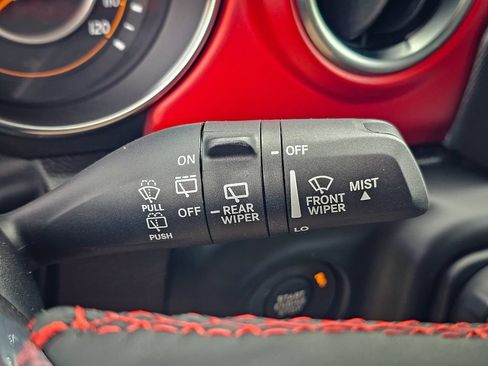 Used 2023 Jeep Wrangler Rubicon w/ LED Lighting Group AWD/4WD image 16