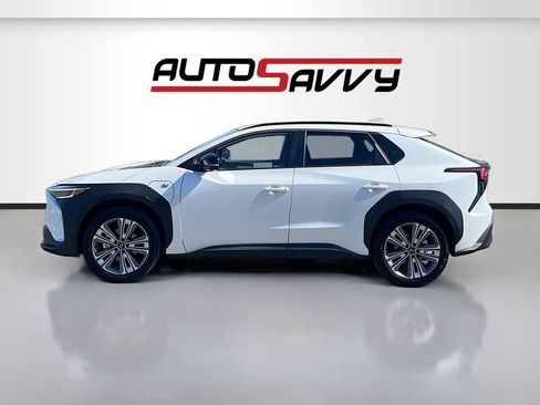 Used 2025 Subaru Solterra w/ Limited Package AWD/4WD image 4