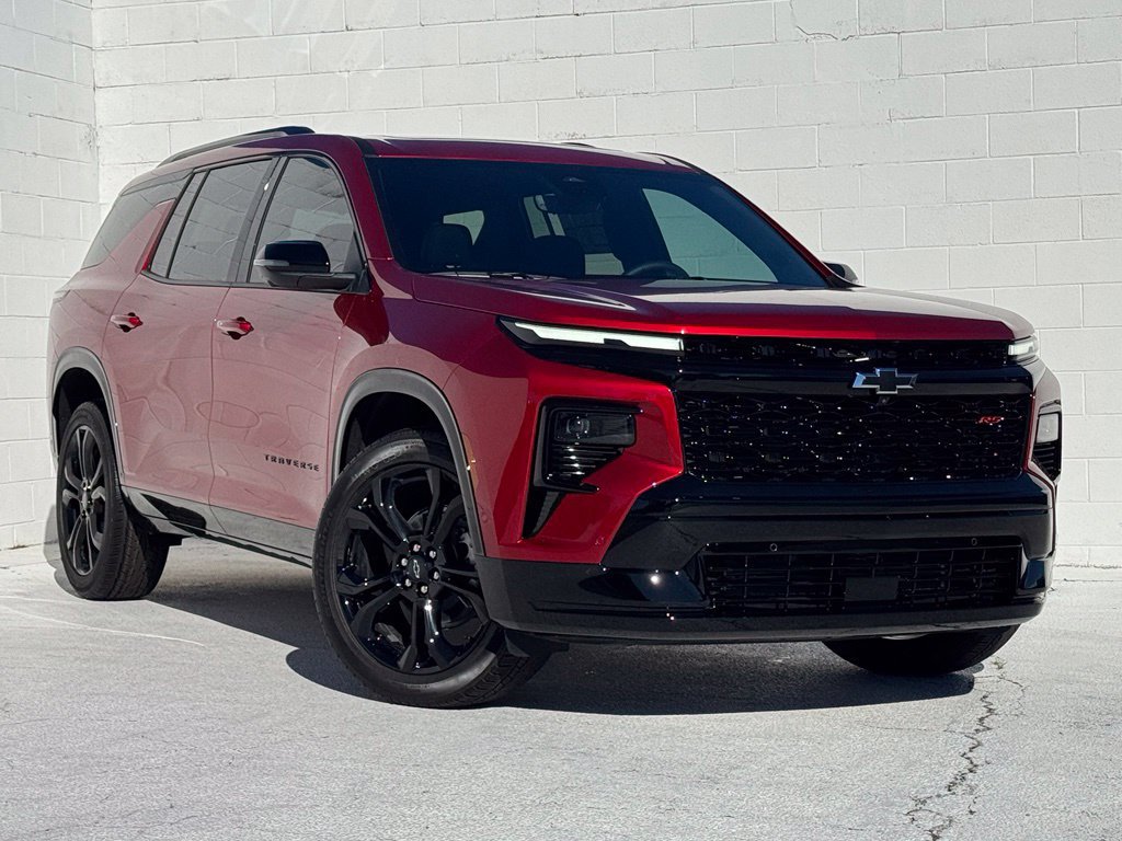 New 2027 Chevrolet Traverse RS w/ LPO, Floor Liner Package FWD image 2
