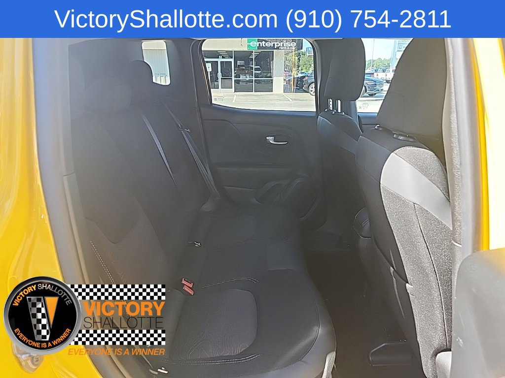 Certified 2023 Jeep Renegade Latitude AWD/4WD image 31