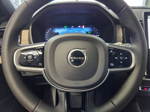 New 2026 Volvo XC90 T8 Plus w/ Protection Package Premier AWD/4WD image 20