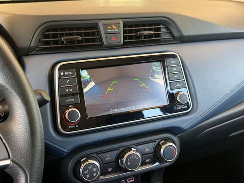 Used 2025 Nissan Versa SV FWD image 22
