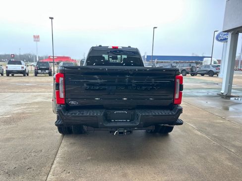 New 2026 Ford F450 Platinum w/ FX4 Off-Road Package image 15