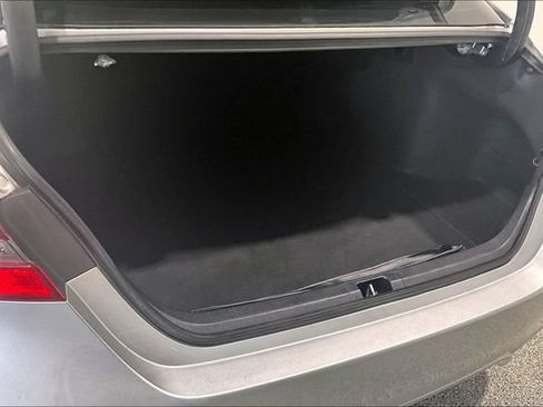 Used 2021 Toyota Camry SE AWD/4WD image 43