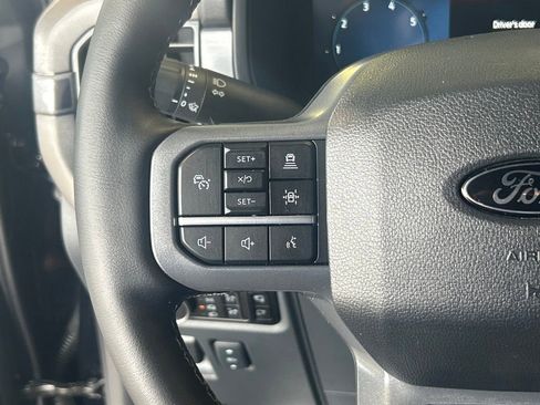 Used 2025 Ford F150 Lariat w/ Equipment Group 501A Mid image 39