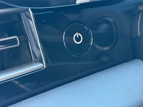 Used 2023 Porsche Taycan 4 Cross Turismo image 26