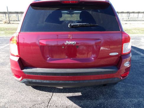 Used 2012 Jeep Compass Latitude w/ Sun/Sound Group image 34