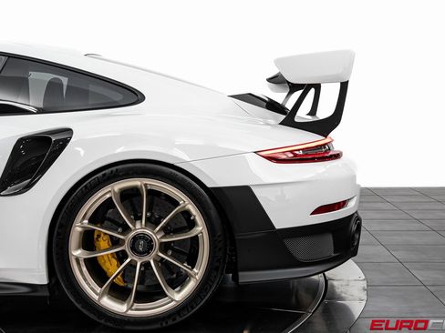 Used 2019 Porsche 911 GT2 RS image 21