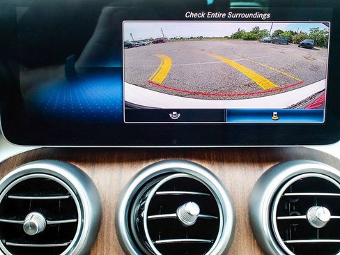 Used 2019 Mercedes-Benz C 300 4MATIC Sedan image 20