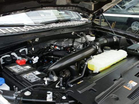 Used 2025 Lincoln Navigator Reserve AWD/4WD image 12