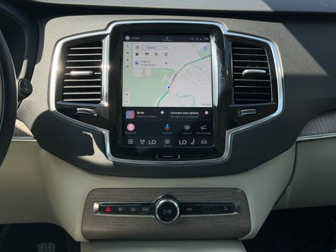 Certified 2023 Volvo XC90 B6 Plus AWD/4WD image 15