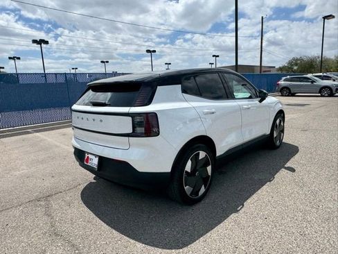 New 2025 Volvo EX30 Plus w/ Protection Package Premier image 6