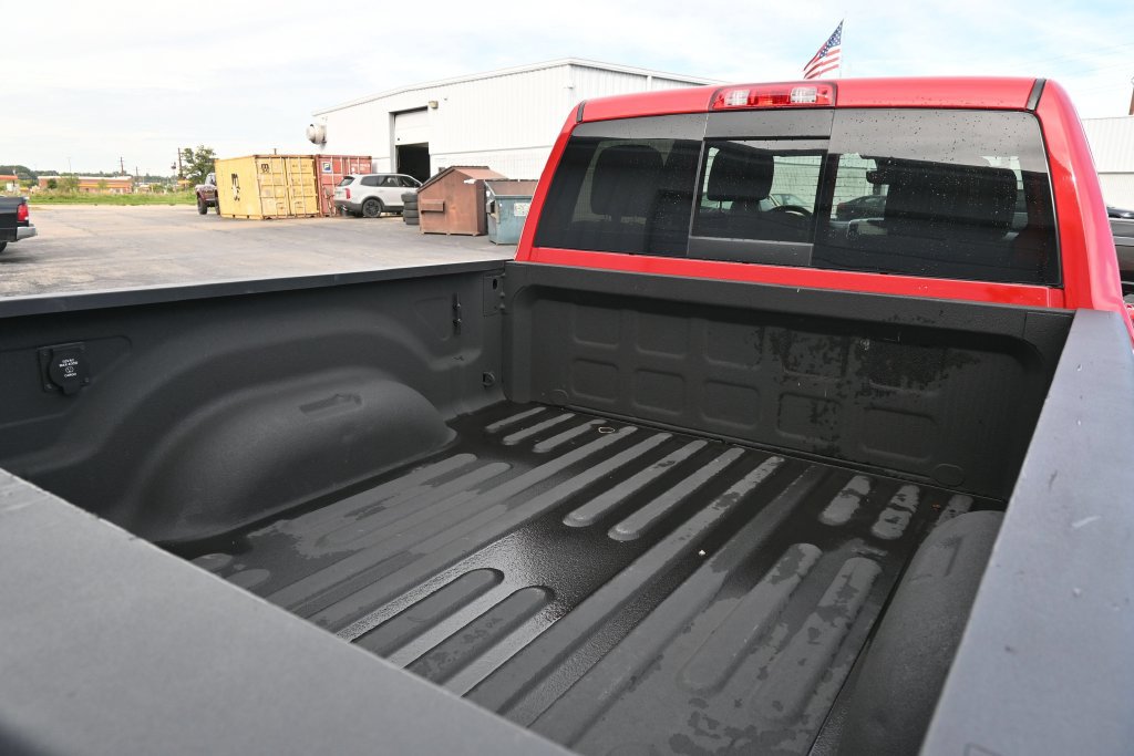 Used 2024 RAM 2500 Big Horn w/ Night Edition AWD/4WD image 13