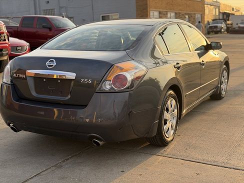 Used 2011 Nissan Altima 2.5 S image 4