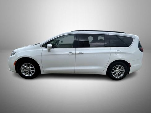 Used 2022 Chrysler Pacifica Touring-L FWD image 8